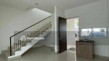 Gambar 4 Dijual Rumah Baru Cakep 8x12 The Riviera