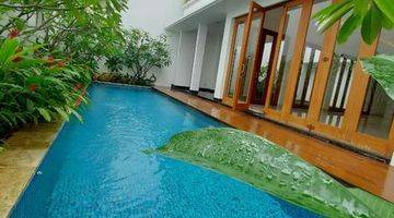 Gambar 2 Rumah mewah lt.505m private pool di Pondok Indah