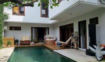 Gambar 1 Rumah Bintaro Sektor 9 dengan Swimming Pool