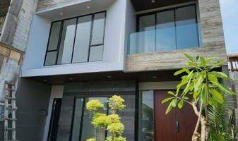 Gambar 1 Rumah Mewah Baru Gress di Woodland, Citraland