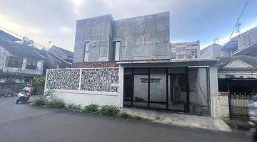 Gambar 5 Rumah Unik design Industri, kekinian.Setengah jam ke Pondok Indah