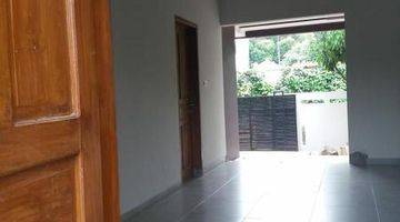 Gambar 1 3 Bedrooms Rumah Pejaten, Jakarta Selatan, DKI Jakarta