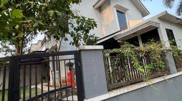 Gambar 1 Dijual Rumah Jarang Ada Posisi Hooked Asri  Di Puspitaloka Bsd