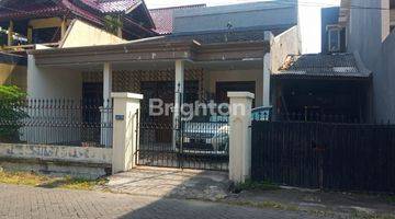 Gambar 1 RUMAH KOST DI WISMA PERMAI TENGAH SURABAYA