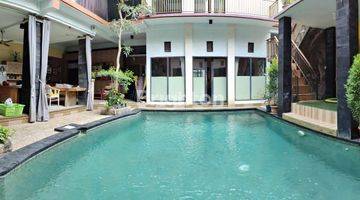 Gambar 1 VILLA CANTIK FULL SPACE VERY GOOD PRICE DENGAN LUAS TANAH 300 M2 PADANG SAMBIAN