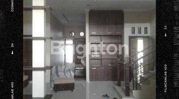 Gambar 5 RUMAH 2 1/2 LANTAI CANTIK MURAH, DISKON 500JT S/D AKHIR DESEMBER 2023, LOKASI STRATEGIS, RAMAI, DEKAT DENGAN KAWASAN BISNIS DI DAERAH MEDAN BARAT