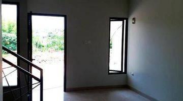 Gambar 4 Rumah 2 Lantai Harga 900-jutaan di Cibubur, Jakarta Timur