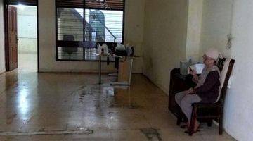 Gambar 2 Dijual rumah di Cempaka Putih