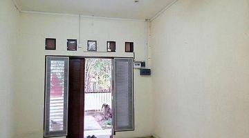 Gambar 4 Dijual rumah di Cempaka Putih