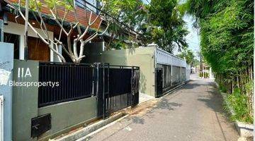 Gambar 3 rumah cantik modern, industrial area cipete Jakarta Selatan