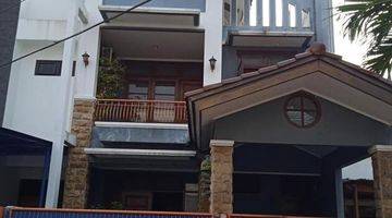 Gambar 3 rumah cantik di Jl.Pinang Emas