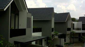 Gambar 1 Rumah Baru Dijual Di Kemang. Dalam Cluster. Harga Nego. 