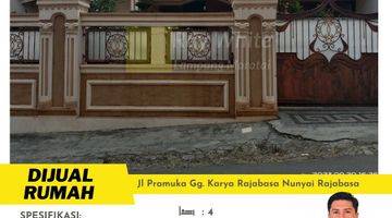 Gambar 1 Rumah Mewah di Jalan Pramuka Gg Karya Rajabasa