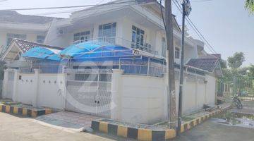 Gambar 5 Rumah Hook 2 Lantai Green Garden Furnished