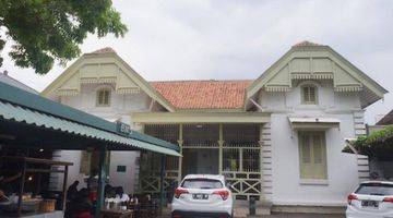 Gambar 1 Rumah Luas Di Sompok Semarang Selatan