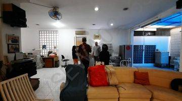 Gambar 5 RUMAH 2 LANTAI SIAP HUNI (FURNISHED) DI GREEN GARDEN