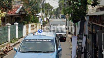 Gambar 5 RUMAH HOEK GROGOL KEBAYORAN LAMA HITUNG TANAH