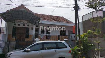 Gambar 1 RUMAH KOST DI JALAN ANTENE KEBAYORAN BARU JAKARTA SELATAN