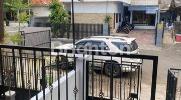 Gambar 4 RUMAH KOST DI JALAN ANTENE KEBAYORAN BARU JAKARTA SELATAN