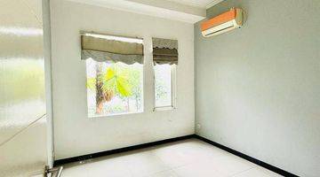 Gambar 1 Rumah Cantik Luas 240 Di Bukit Jatibening Town House Cw12322