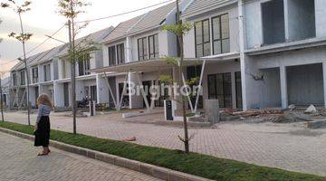 Gambar 2 RUMAH 400 JT AN SELATAN SURABAYA DP 0 FREE ALL BIAYA