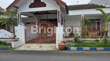 Gambar 1 Rumah luas full furnished murah, 500m dari Suhat.