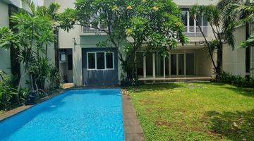 Gambar 1 Very Exclulsive And Comfortable House inside Townhouse In Kemang, Jakarta selatan