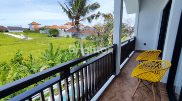 Gambar 3 Two Bedrooms VILLA in Padonan with Rice Field View