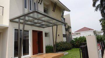 Gambar 1 Rumah Terrace Golf Terawat