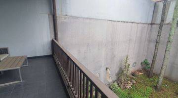 Gambar 2 Istimewa Bagus Rumah Full Furnished Di Setra Duta Bandung