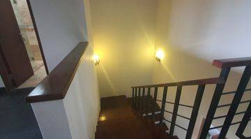 Gambar 3 Istimewa Bagus Rumah Full Furnished Di Setra Duta Bandung