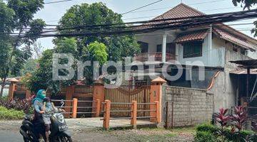 Gambar 2 Rumah 2 lantai, Jl.raya kelapa dua wetan Cibubur ciracas jakarta 