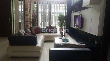 Gambar 3 RUMAH DI DEKAT JALAN ADI SUCIPTO CANTIK SIAP HUNI FULL FURNISHED KITCHEN SET GAZEBO