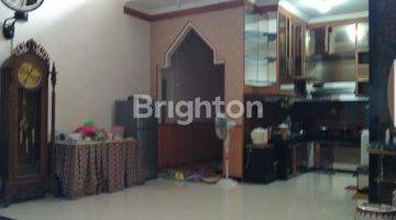 Gambar 4 RUMAH SECOND TERAWAT FULL FURNISH DI SURABAYA TIMUR