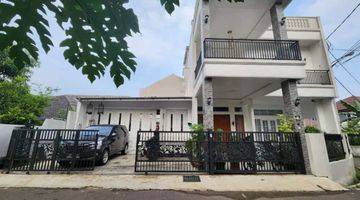 Gambar 1 Rumah 3 Lantai Rooftop Di Komplek AC Sukarna Raya Bogor