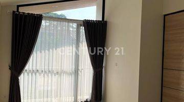 Gambar 1 Rumah Baru 2 Lantai Semi Furnish Di Lippo Karawaci Utara