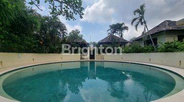 Gambar 4 Villa Located just 5 minutes away from Jimbaran Beach