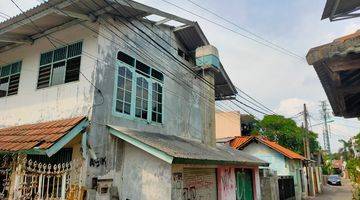 Gambar 1 RUMAH H. DEIH JAKARTA TIMUR 19950