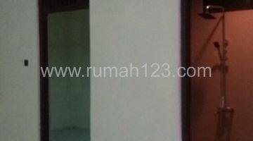 Gambar 2 rumah nyaman di pusat kota