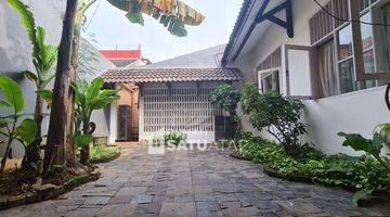 Gambar 2 Rumah Asri 1 Lantai di Kemang Pratama 1 RSA012202