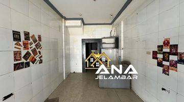 Gambar 3 ANA RUMAH UK 3X10M PINGGIR JALAN RAYA JELAMBAR