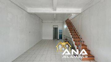 Gambar 1 ANA RUMAH BARU RENOV UK 5X15M DI JELAMBAR