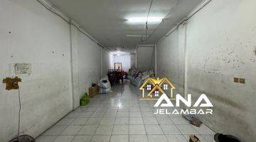 Gambar 1 ANA RUMAH UK 4.2X27M DI JELAMBAR