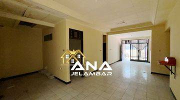 Gambar 4 ANA RUMAH UK 9X20M DI KOMPLEK DUTAMAS JELAMBAR