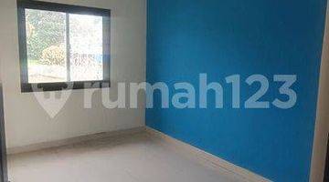 Gambar 3 Rumah 2 lantai Baru Renovasi di Tamansari Bogor