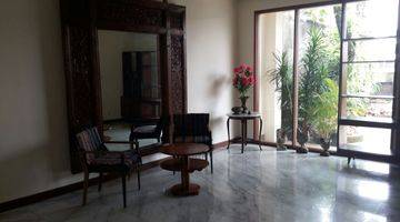 Gambar 2 NIce and bright house for lease