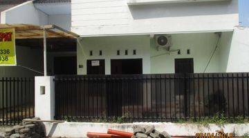 Gambar 4 Rumah 2 Lantai di Jl. Soragan