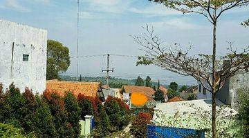 Gambar 2 Rumah asri lingkungan nyaman, udara sejuk, daerah berkembang, 5 menit ke SMA negeri favorit, view kota