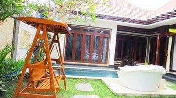 Gambar 5 Swing beautiful villa