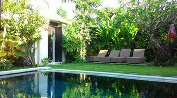 Gambar 2 beautiful villa in Sanur area